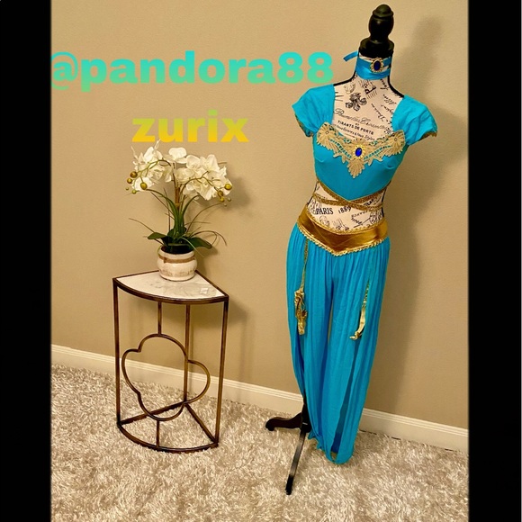 Leg Avenue Oasis princess sexy jazmin costume
